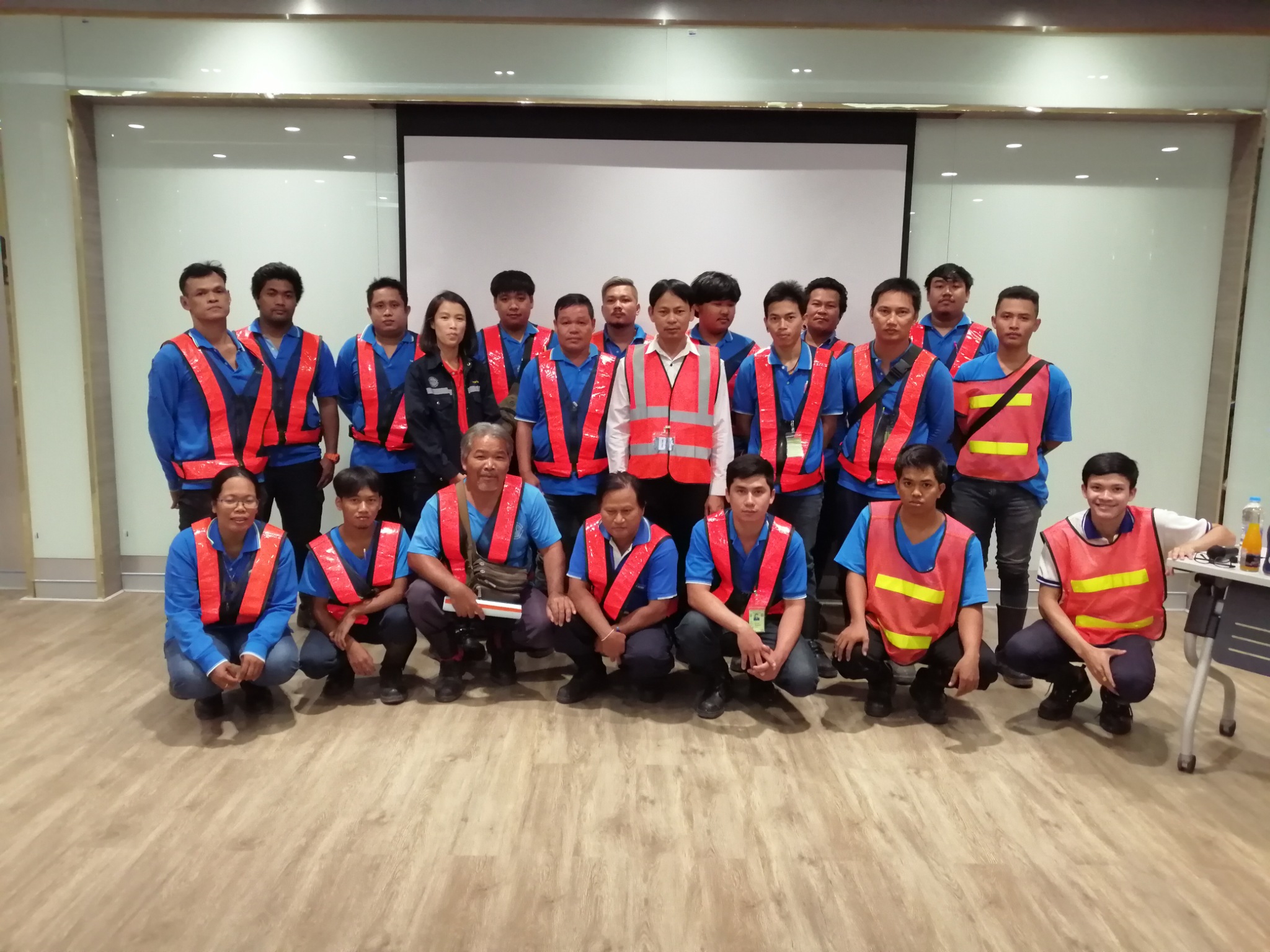ไทย พรอสเพอริตี้ เทรนนิ่ง แอนด์ เซอร์วิส จำกัด - Thai Prosperity Training & Service Co.,Ltd. | บริการฝึกอบรมทักษะด้านความปลอดภัยในโรงงานอุตสาหกรรมทั่ว [..]