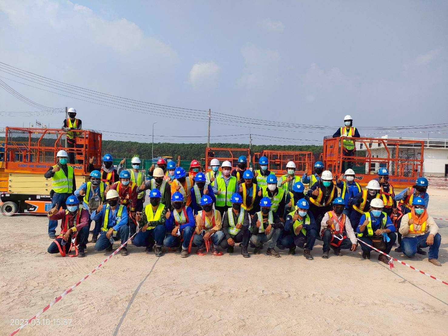 ไทย พรอสเพอริตี้ เทรนนิ่ง แอนด์ เซอร์วิส จำกัด - Thai Prosperity Training & Service Co.,Ltd. | บริการฝึกอบรมทักษะด้านความปลอดภัยในโรงงานอุตสาหกรรมทั่ว [..]