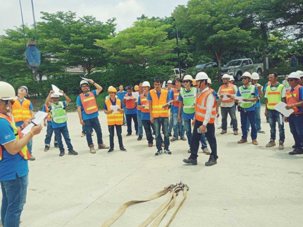 หลักสูตรปั้นจั่นชนิดเคลื่อนที่ (Mobile Crane 4 ผู้) - ไทย พรอสเพอริตี้ เทรนนิ่ง แอนด์ เซอร์วิส จำกัด - Thai Prosperity Training & Service Co.,Ltd. | บริการฝึกอบรมทักษะด้านความปลอดภัยในโรงงานอุตสาหกรรมทั่วประเทศ สอนโดยวิทยากรผู้เชี่ยวชาญและมีประสบการณ์สูง พร้อมใบรับรองตามกฎหมาย